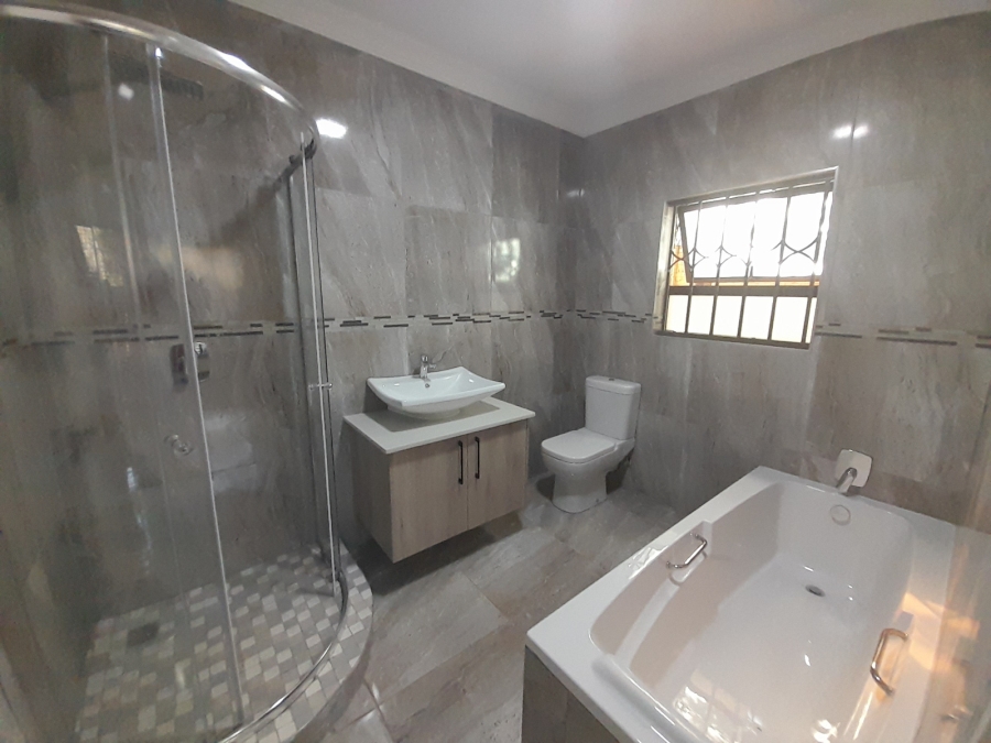 To Let 3 Bedroom Property for Rent in Schoemansville North West